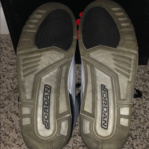 Air Jordan 3 Retro - Picture 4 of 8